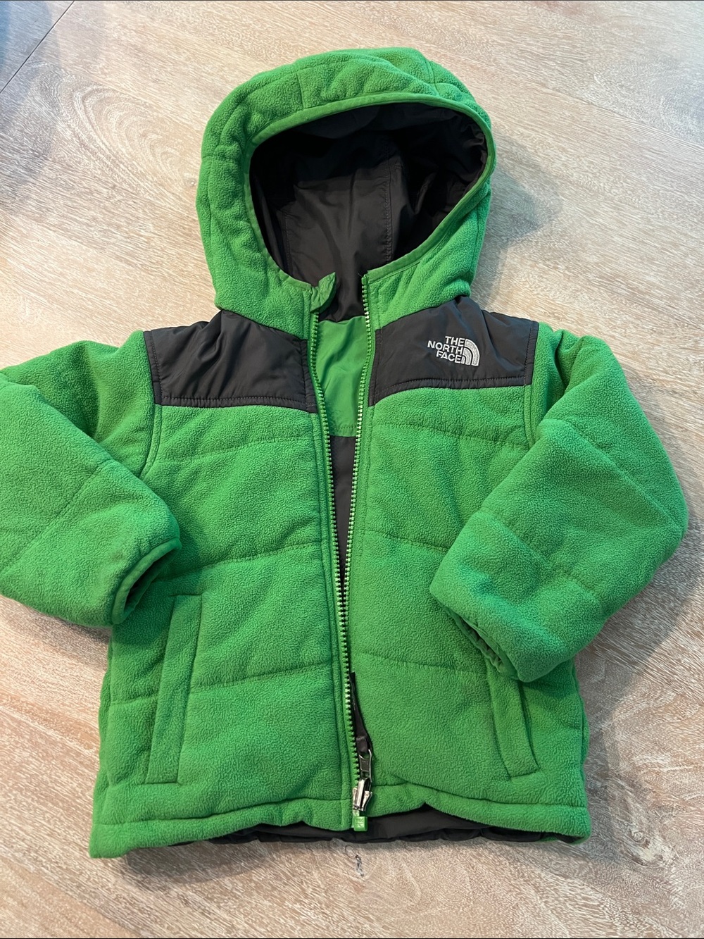 The North Face 3T reversible winter coat fair condition